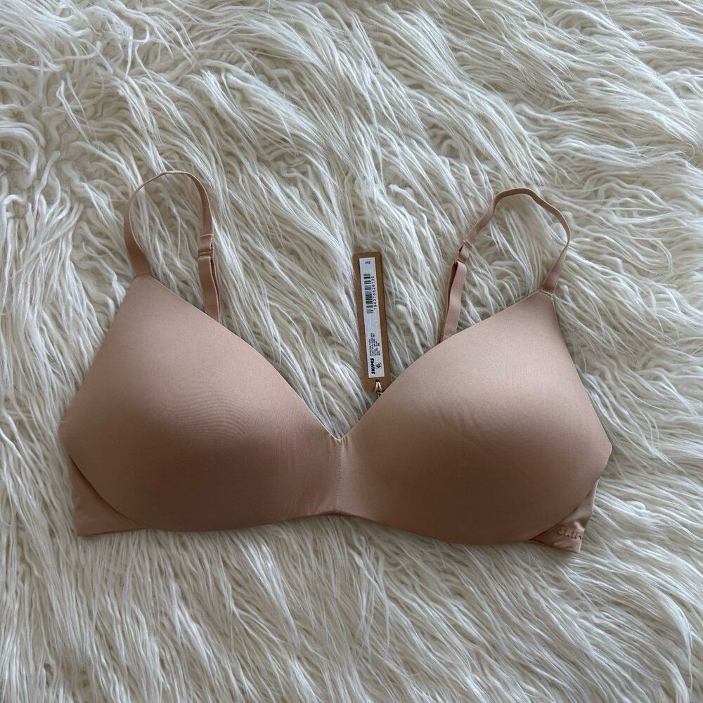 Skims Wireless Form Pushup Plunge Bra Clay Size 36C